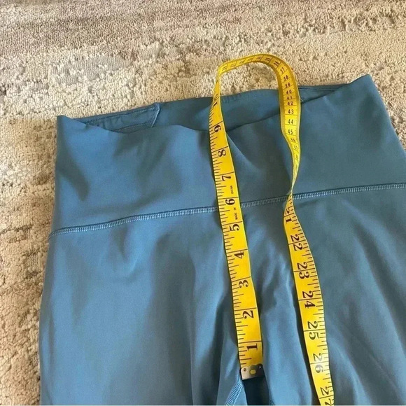 Lululemon Train Times 7/8 Blue Charcoal Leggings Mesh Calf Panels Yoga Pants: 8 - Picture 7 of 13